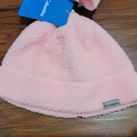 Columbia hat and gloves set - Picture 2 of 6